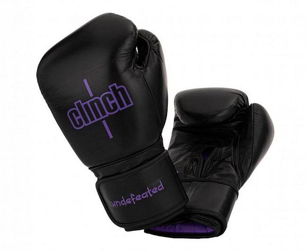 Перчатки боксерские Clinch Undefeated C161 черный 979_800